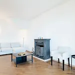 Majestic With Sea View & Private Vila *