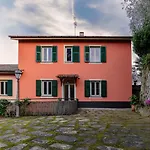 Majestic With Sea View & Private Villa *