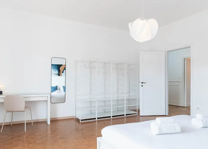 Majestic With Sea View & Private